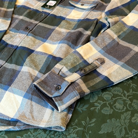 Orvis heavy weight, flannel shirt, size XL colors, blue navy off-white green NWT - Picture 3 of 9